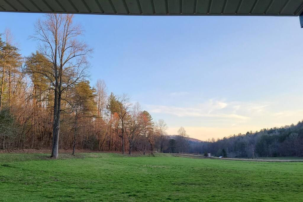 Cozy Cottage With Full View Of The Mountains! Blue Ridge Eksteriør billede